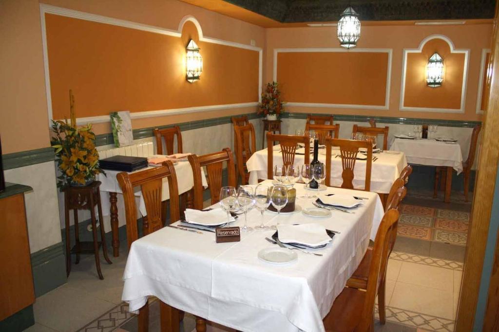 Pedro Abad Hostal Macami מראה חיצוני תמונה